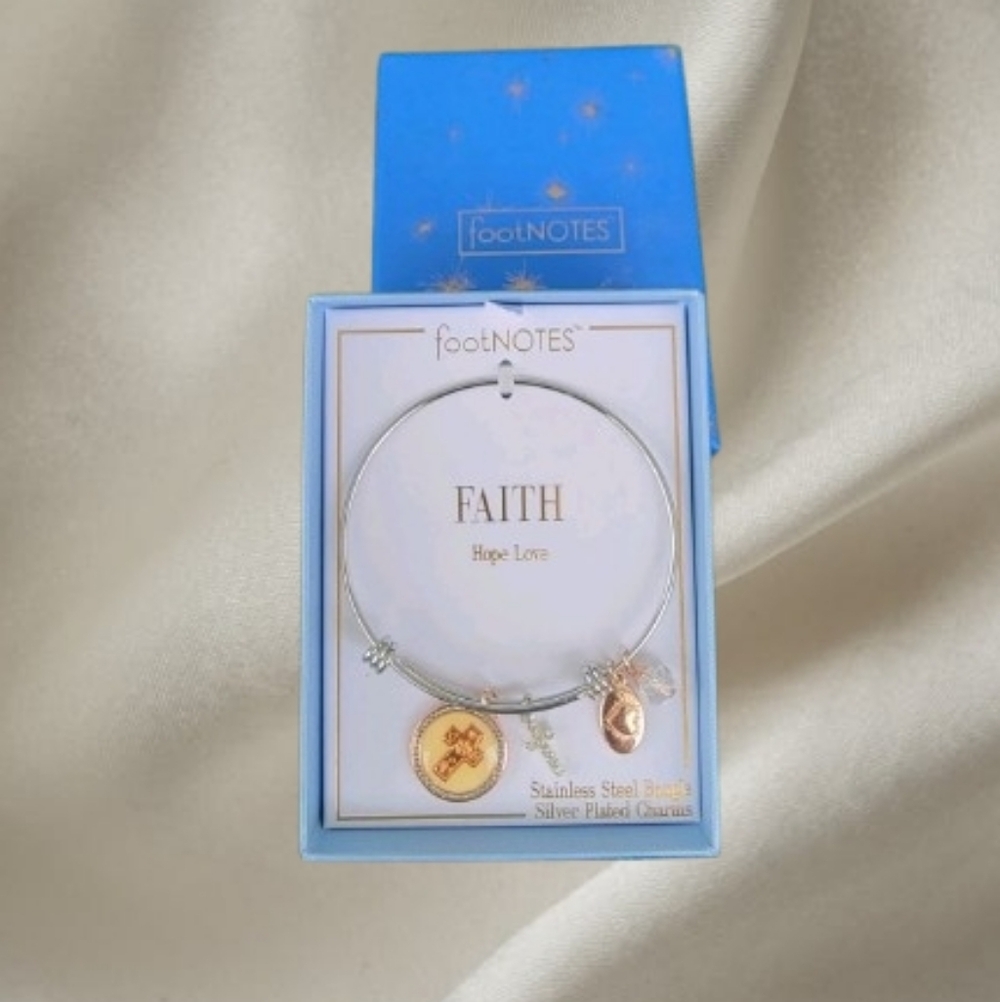 Footnotes Silver Bangle‎ with Charms